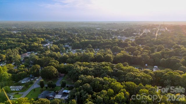 1810 Central Drive, Kannapolis, NC 28083