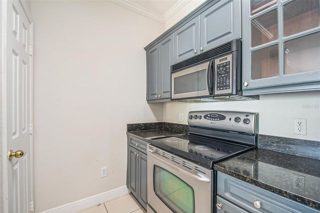 3611 CONROY ROAD 835, Orlando, FL 32839