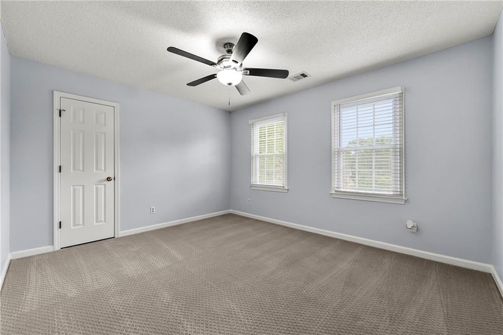 Image 20 of property listing at 125 Sandridge Court, Alpharetta, GA 30022