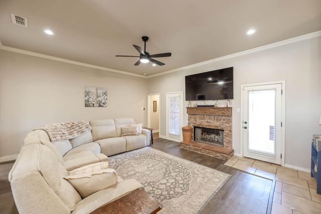 6008 103rd Street, Lubbock, TX 79424
