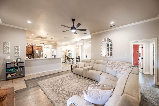 6008 103rd Street, Lubbock, TX 79424