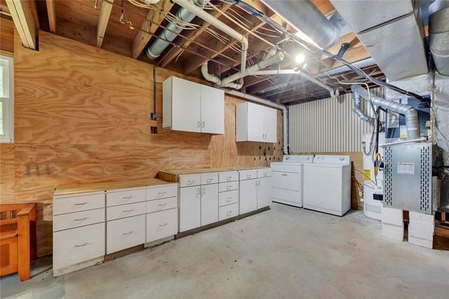 212 Foothill Drive, Woodstock, GA 30188
