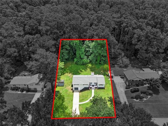 212 Foothill Drive, Woodstock, GA 30188