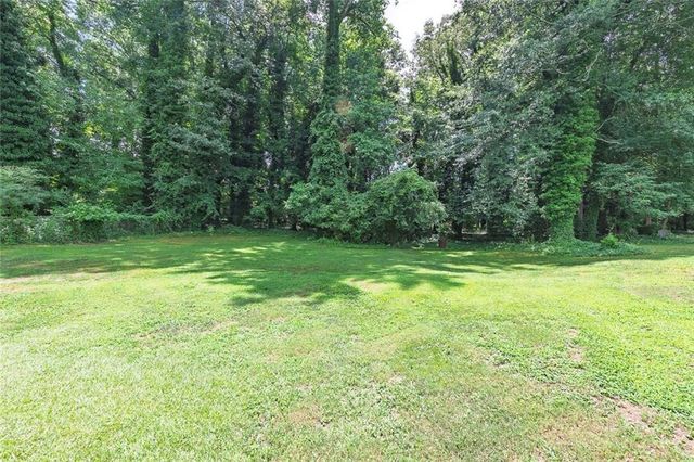 212 Foothill Drive, Woodstock, GA 30188
