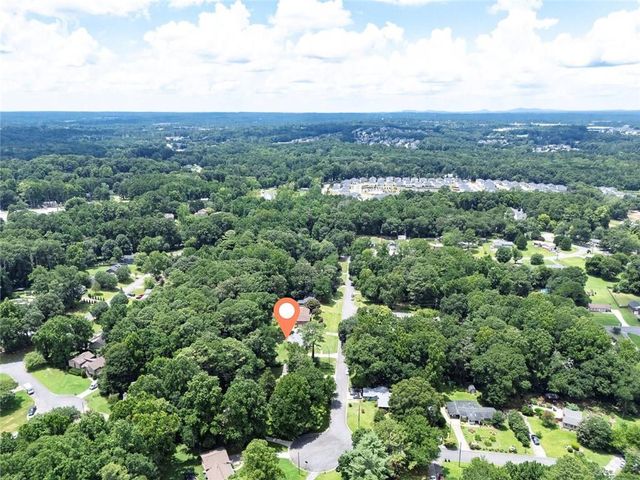 212 Foothill Drive, Woodstock, GA 30188