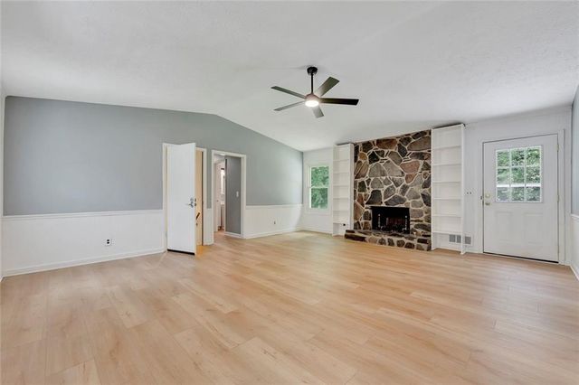 212 Foothill Drive, Woodstock, GA 30188