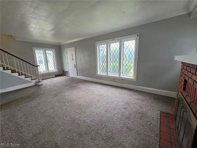 10605 Grace Avenue, Garfield Heights, OH 44125