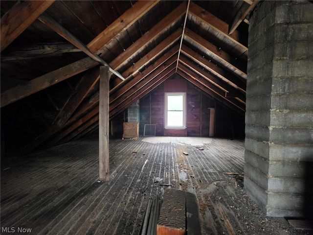 10605 Grace Avenue, Garfield Heights, OH 44125