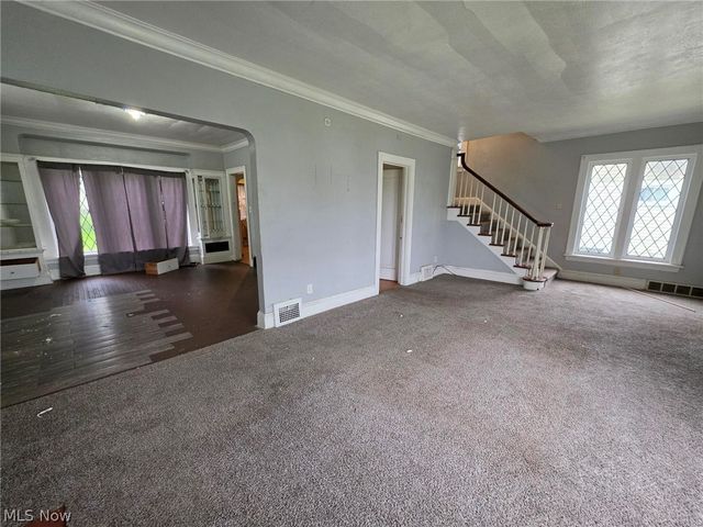 10605 Grace Avenue, Garfield Heights, OH 44125