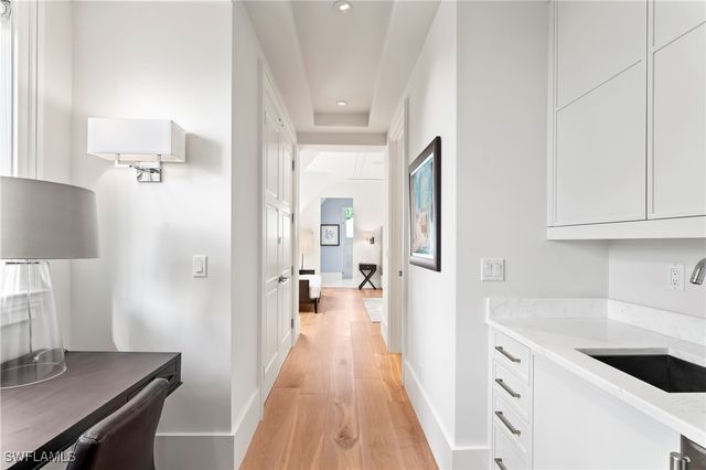 12 6th ST S, Naples, FL 34102