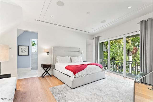 12 6th ST S, Naples, FL 34102