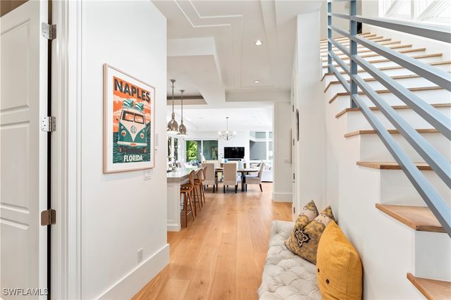 12 6th ST S, Naples, FL 34102