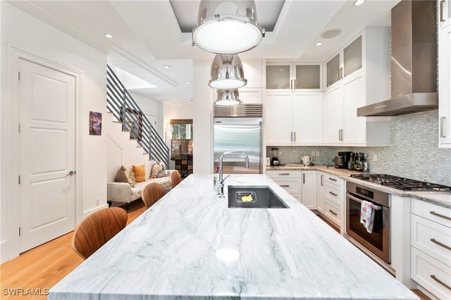 12 6th ST S, Naples, FL 34102