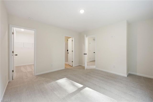 122 Maplewood Avenue, Thomasville, NC 27360