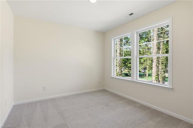 122 Maplewood Avenue, Thomasville, NC 27360