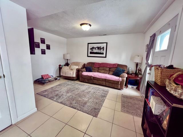 308 Low Street, Bloomington, IL 61701