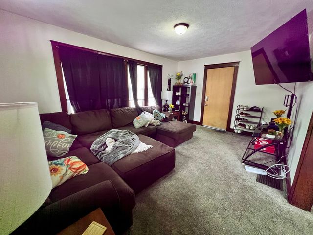 308 Low Street, Bloomington, IL 61701