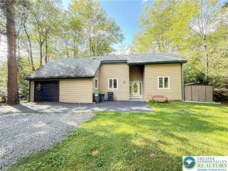 1225 Kilmer Drive, Coolbaugh Twp, PA 18466