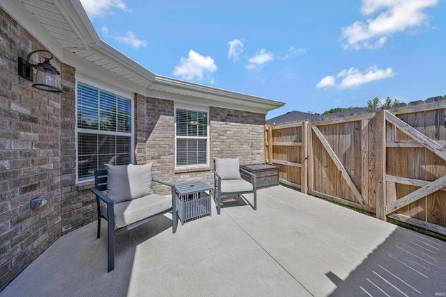 5321 Dauby Unit B Drive, Evansville, IN 47710