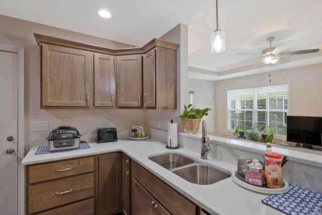 5321 Dauby Unit B Drive, Evansville, IN 47710