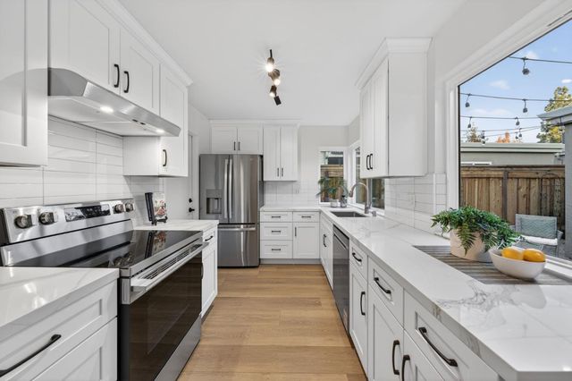 1342 Star Bush Lane, San Jose, CA 95118