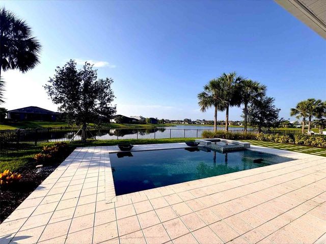 8904 BERNINI PLACE, Sarasota, FL 34240
