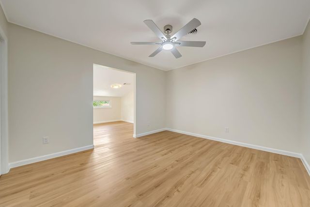 4127 Hill Oak Drive, Houston, TX 77092