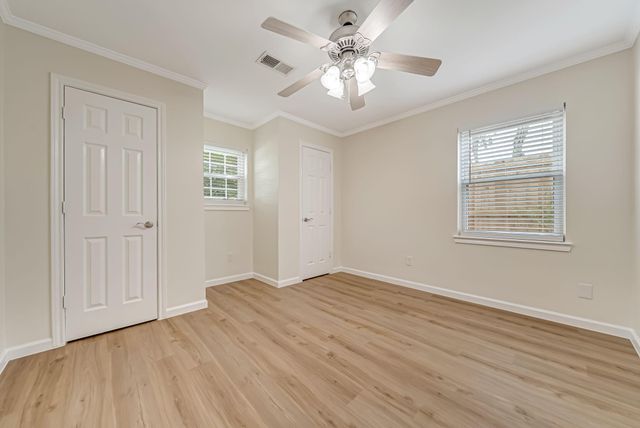 4127 Hill Oak Drive, Houston, TX 77092