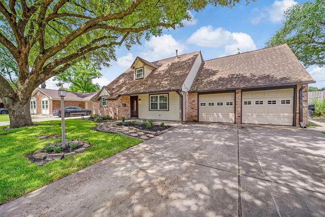 4127 Hill Oak Drive, Houston, TX 77092