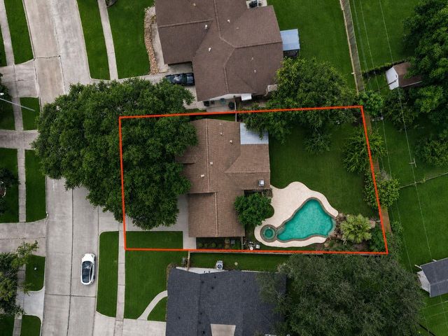 4127 Hill Oak Drive, Houston, TX 77092
