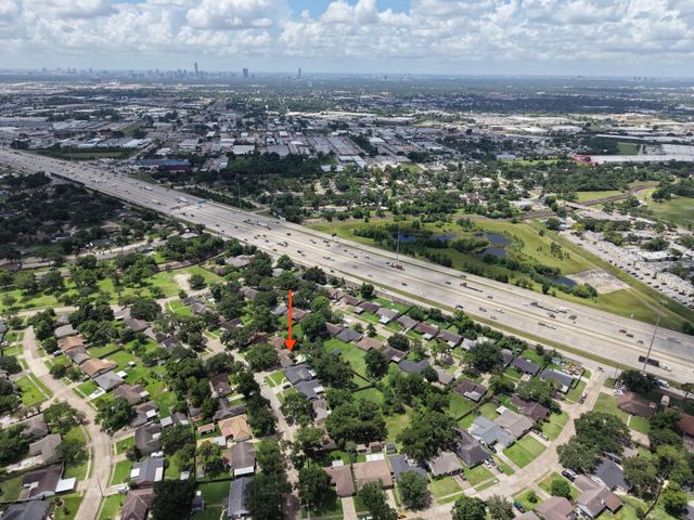 4127 Hill Oak Drive, Houston, TX 77092