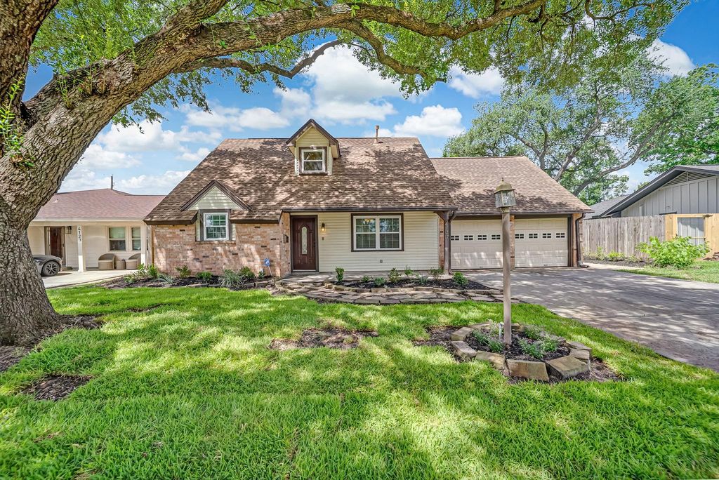 4127 Hill Oak Drive, Houston, TX 77092