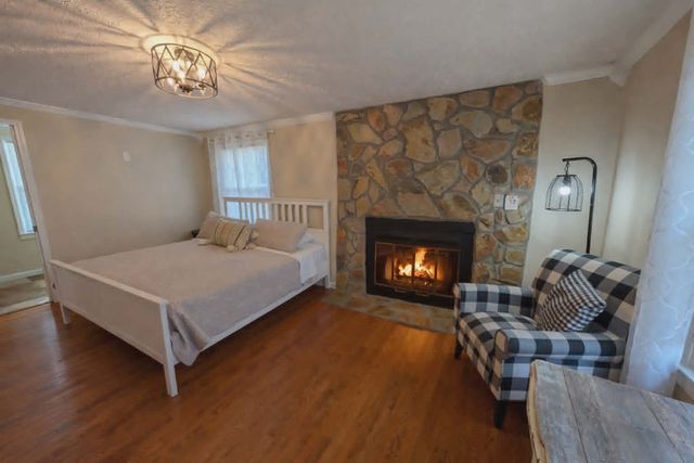 100 Windy Valley Lane, Blue Ridge, GA 30513