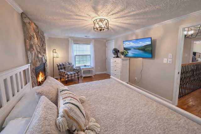 100 Windy Valley Lane, Blue Ridge, GA 30513