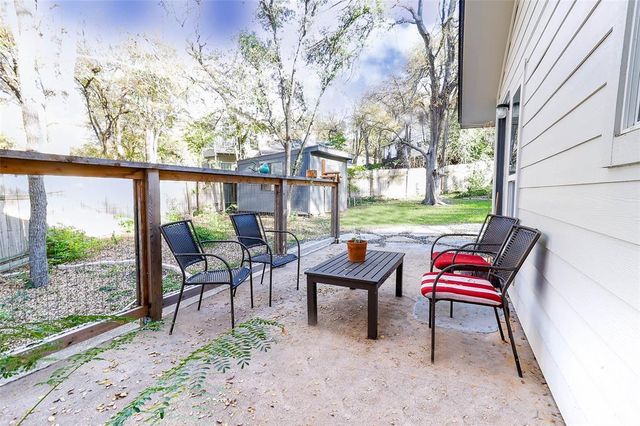 405 Deerfoot Circle, Round Rock, TX 78664