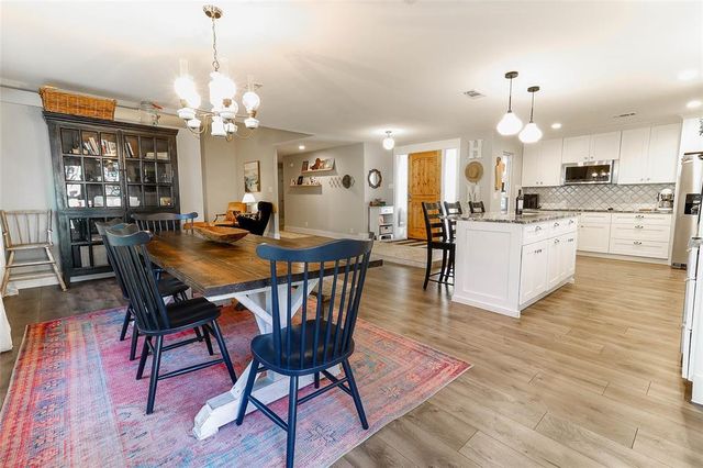 405 Deerfoot Circle, Round Rock, TX 78664