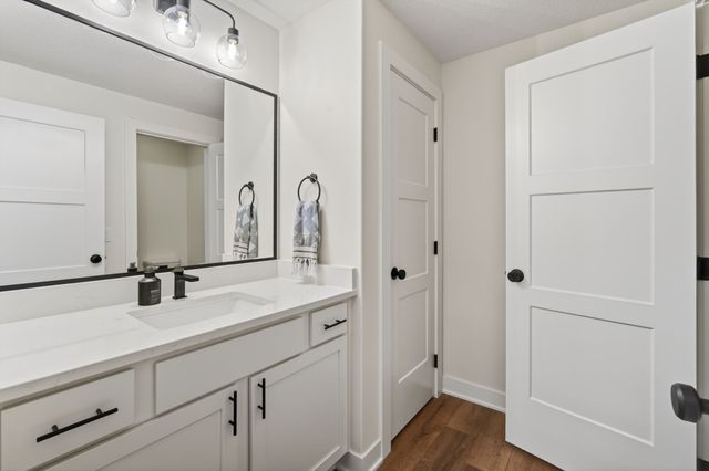 3671 N Callison Avenue, Cumming, IA 50061