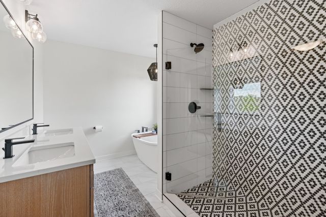 3671 N Callison Avenue, Cumming, IA 50061