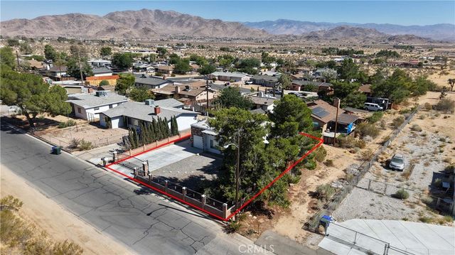 23859 South Road, Apple Valley, CA 92307