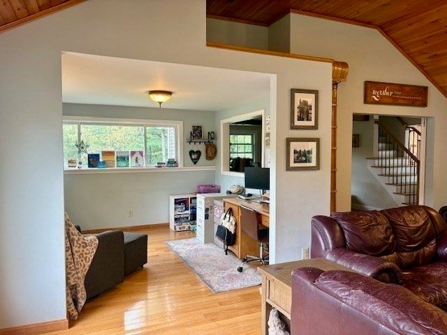 150 Rochdale St, Auburn, MA 01501
