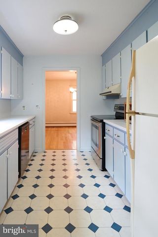 1035 OAK RIDGE AVE, State College, PA 16801