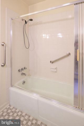 1035 OAK RIDGE AVE, State College, PA 16801