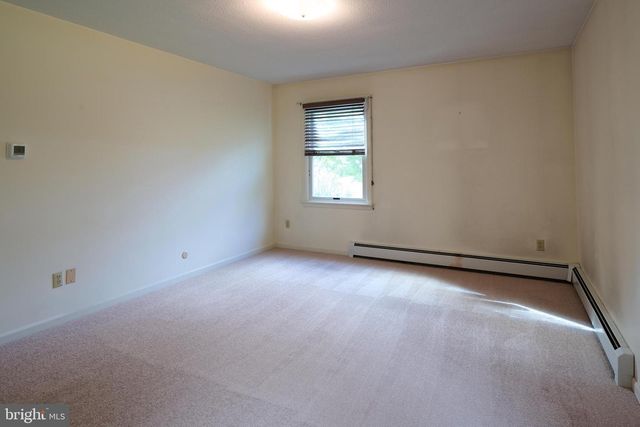 1035 OAK RIDGE AVE, State College, PA 16801