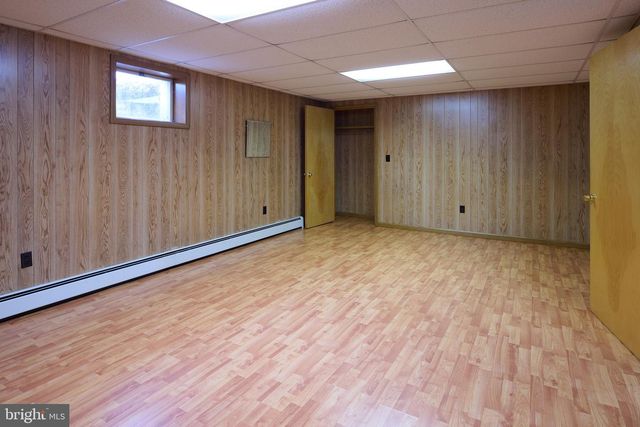 1035 OAK RIDGE AVE, State College, PA 16801