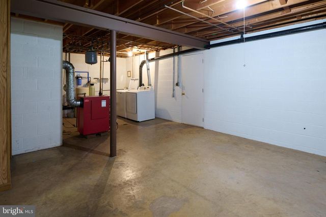 1035 OAK RIDGE AVE, State College, PA 16801