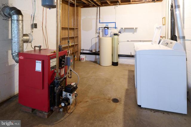 1035 OAK RIDGE AVE, State College, PA 16801