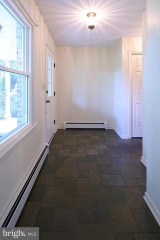 1035 OAK RIDGE AVE, State College, PA 16801