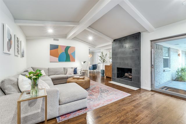 6717 Dalhart Lane, Dallas, TX 75214