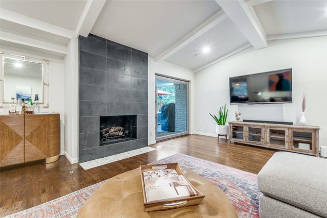 6717 Dalhart Lane, Dallas, TX 75214