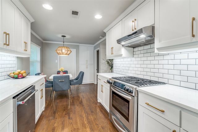 6717 Dalhart Lane, Dallas, TX 75214